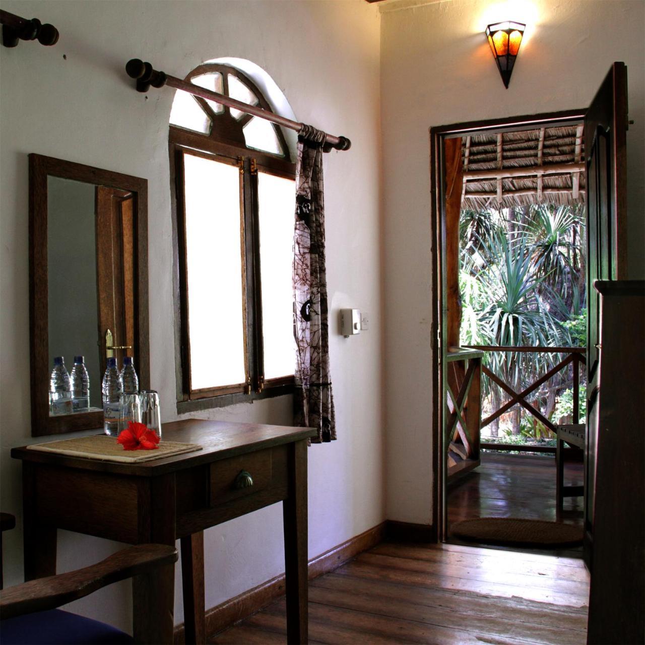 Panga Chumvi Beach Resort มาเทมวu ภายนอก รูปภาพ
